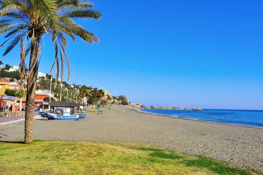 Apartamento Ático Cerca Del Mar Málaga Exterior foto