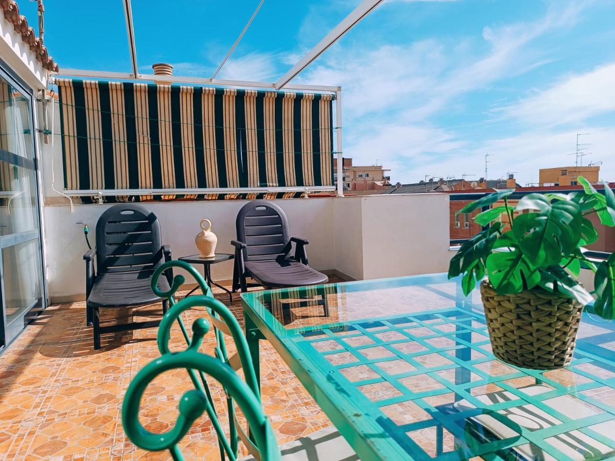 Apartamento Ático Cerca Del Mar Málaga Exterior foto