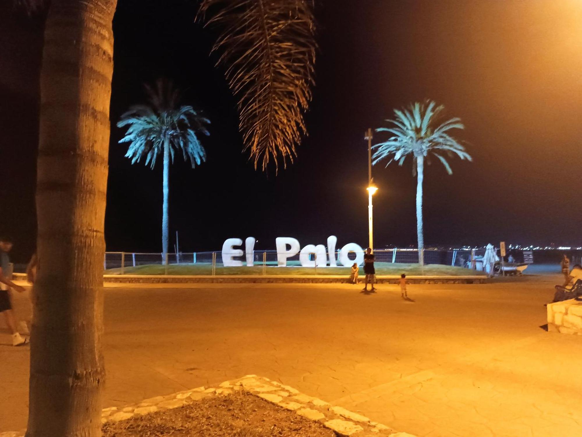 Apartamento Ático Cerca Del Mar Málaga Exterior foto